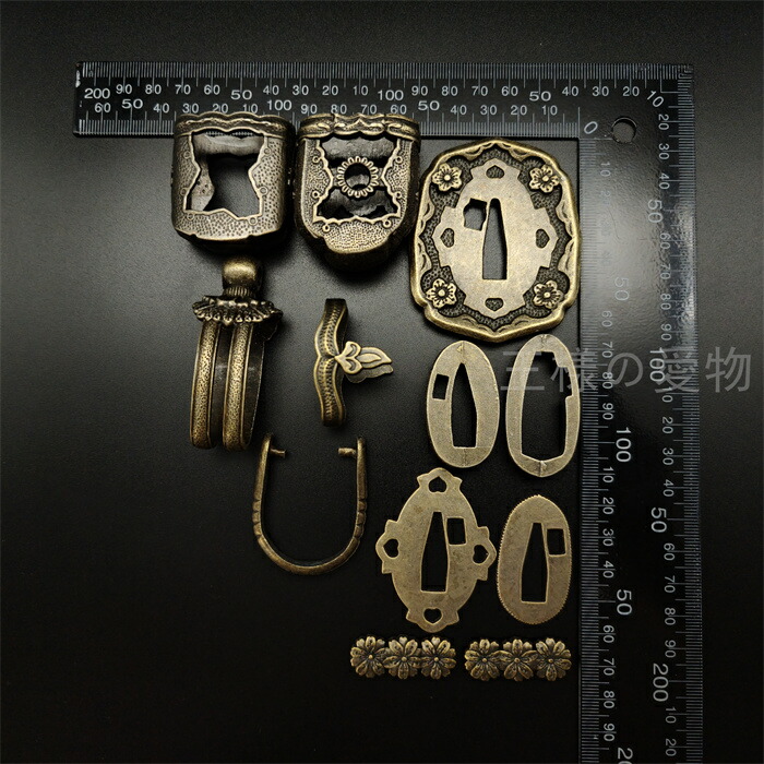 楽天市場】日本刀装具 日本陸軍 軍刀拵セット 合金製 刀鍔 縁頭目貫 単