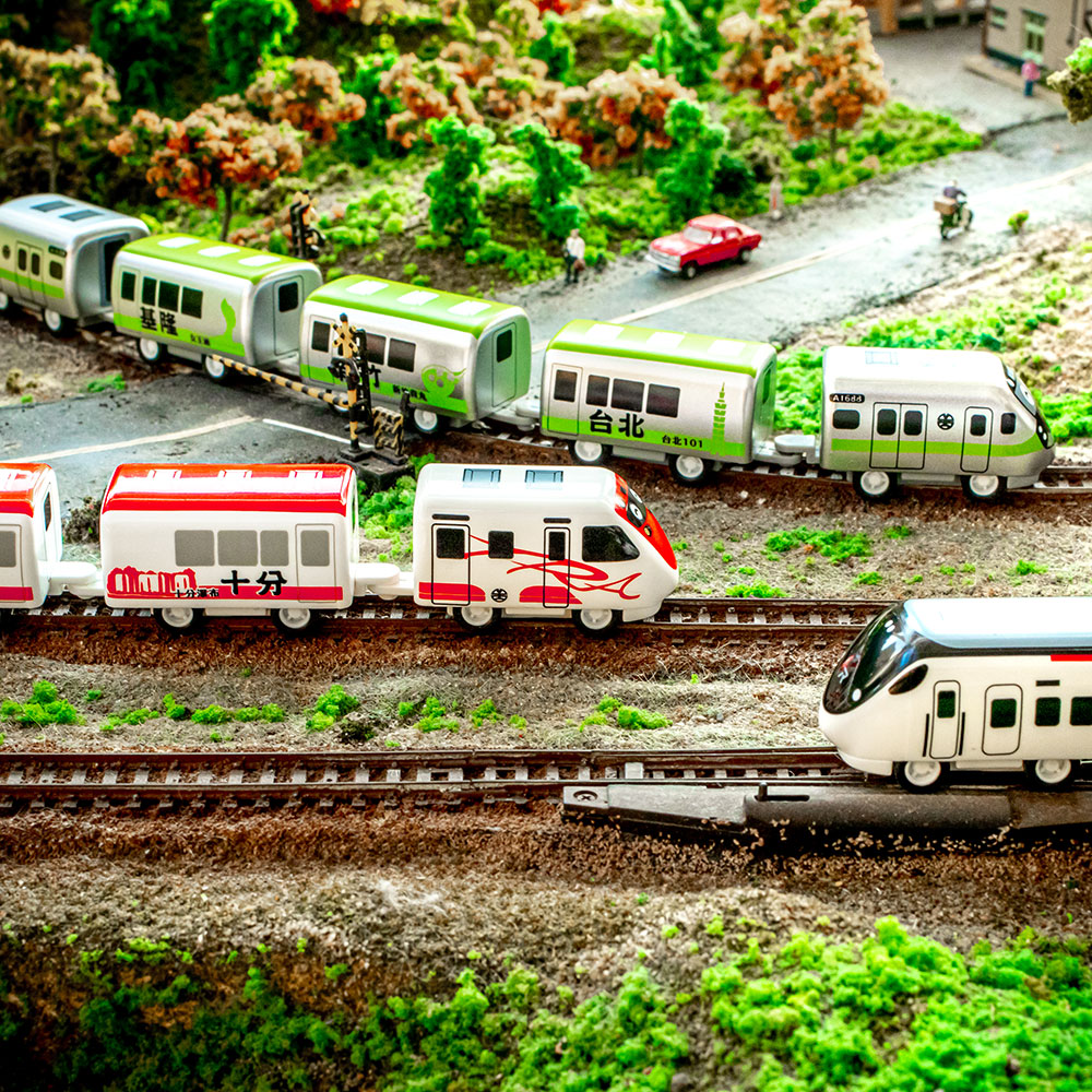 楽天市場】台湾鉄道 車両 ミニカー 5両 セット 選べる 6種 台湾 鉄道