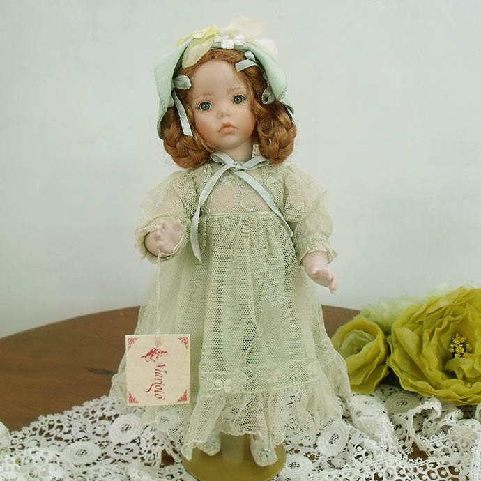 楽天市場】イタリア製 ビスクドール ガール グリーン Maria Rossi