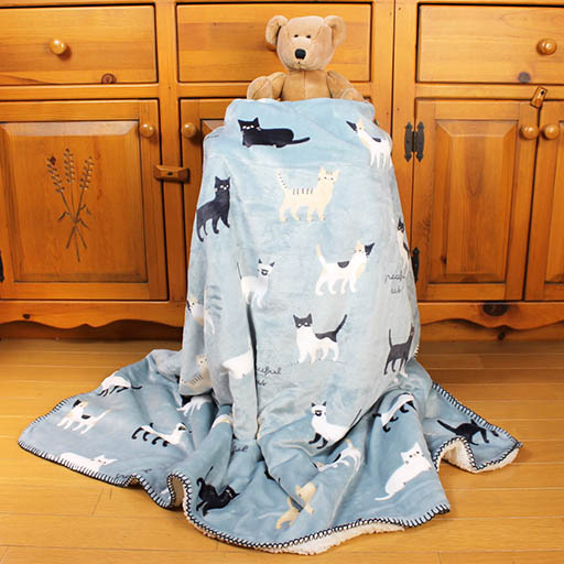 楽天市場】【即日発送】フランネル×ボア ネコ柄ブランケット Mサイズ