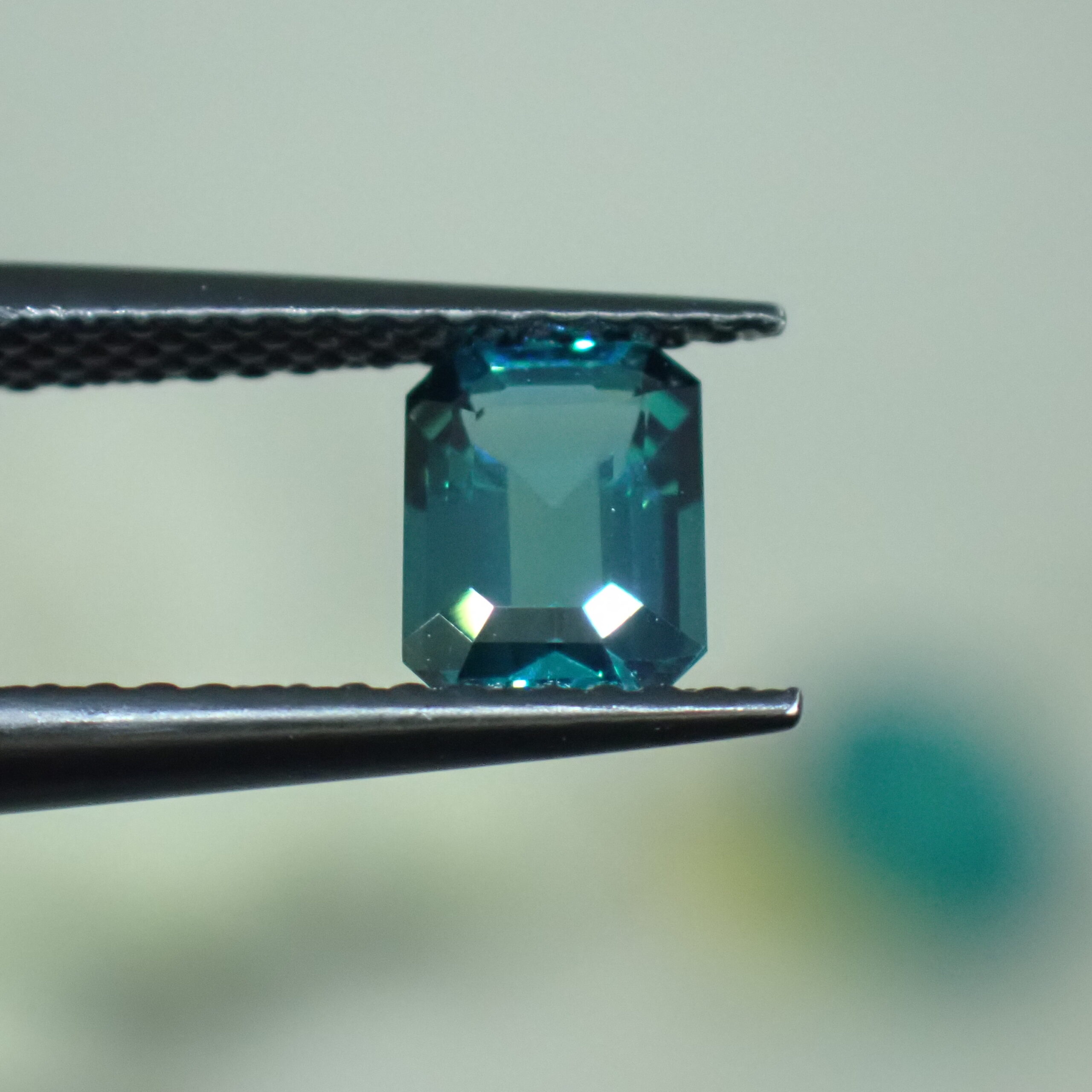 強い輝き◎グリニッシュブルートルマリン 0.873ct | 宝石つむり