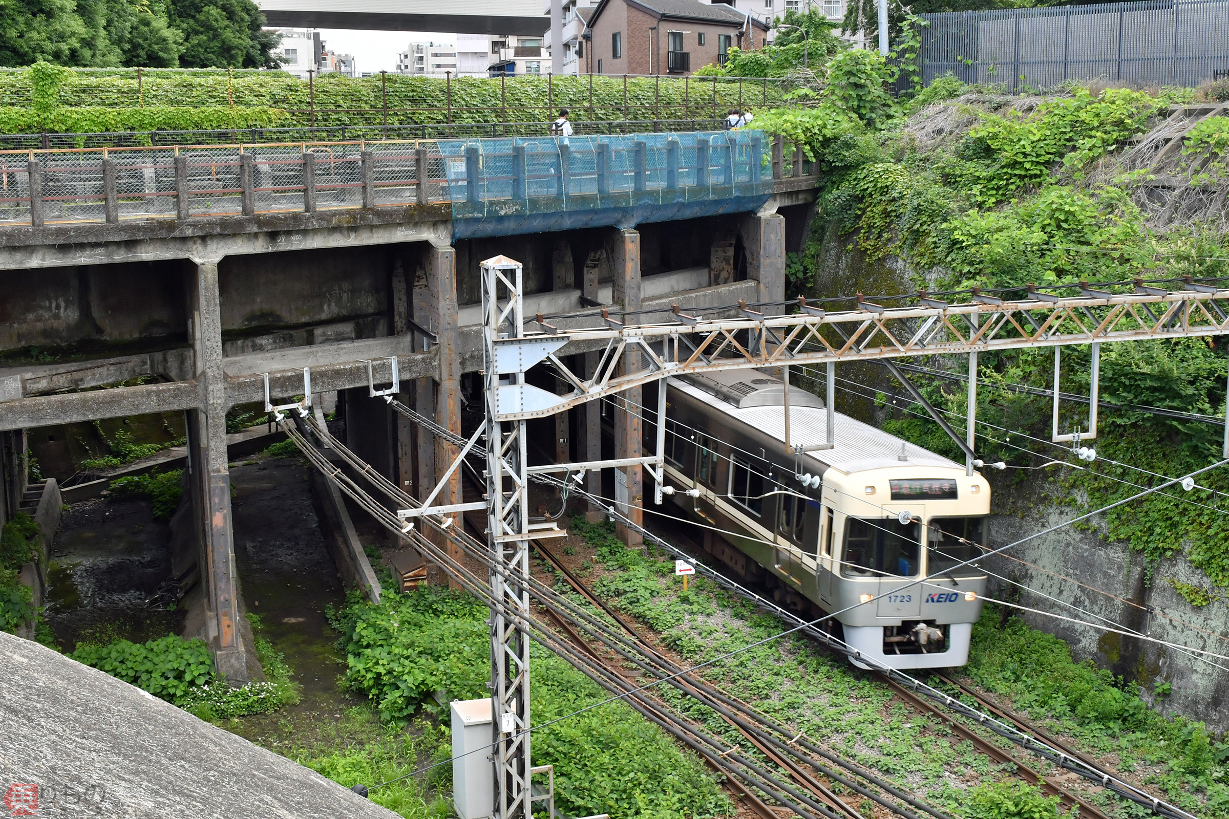 戦前の幻「第二山手線」の痕跡が“明大前だけ”に残っているワケ 井の頭