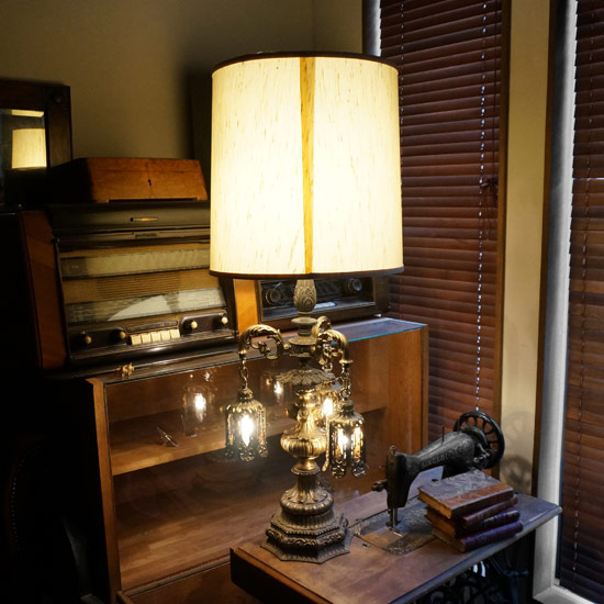 アンティークデスクライト・テーブルランプ - アンティーク家具・雑貨