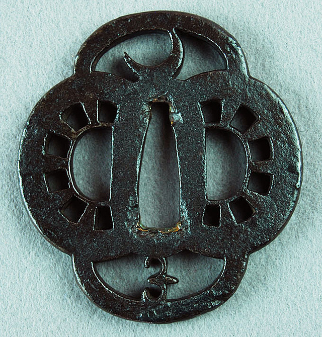 鍔 無銘（金山） 月雁金双車透 | 日本刀・刀剣・名刀・短刀の販売