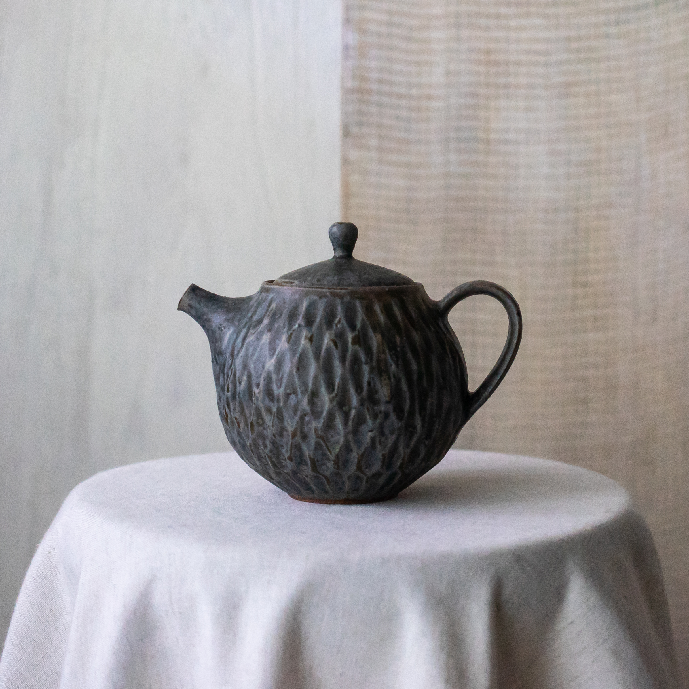 作家茶器｜山下真由美】茶壺– 銹辰/ 梗蓋- 琅茶Wolf Tea