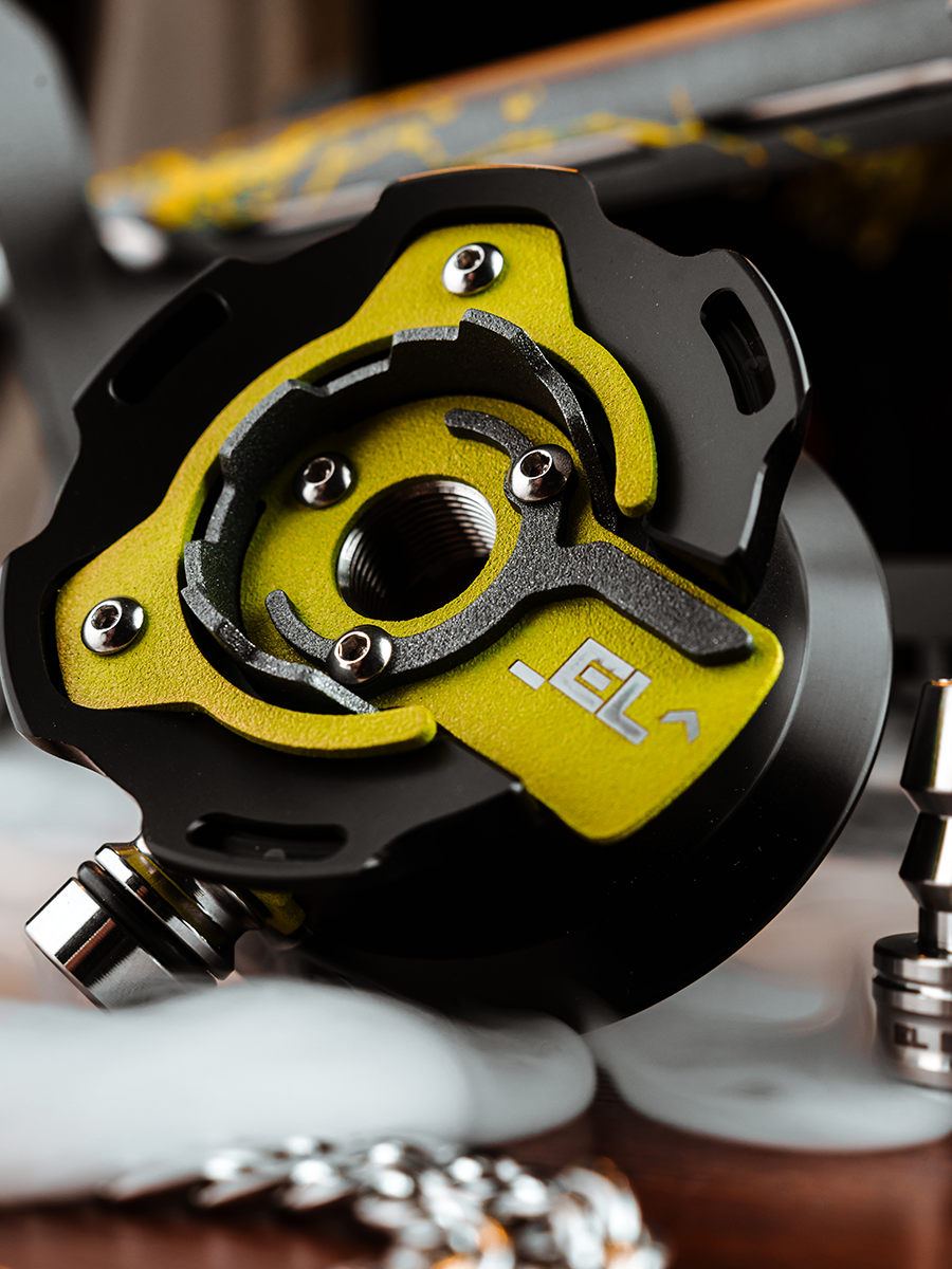 El Bomber Wakizashi Hookah — Premium Stainless Steel Samurai