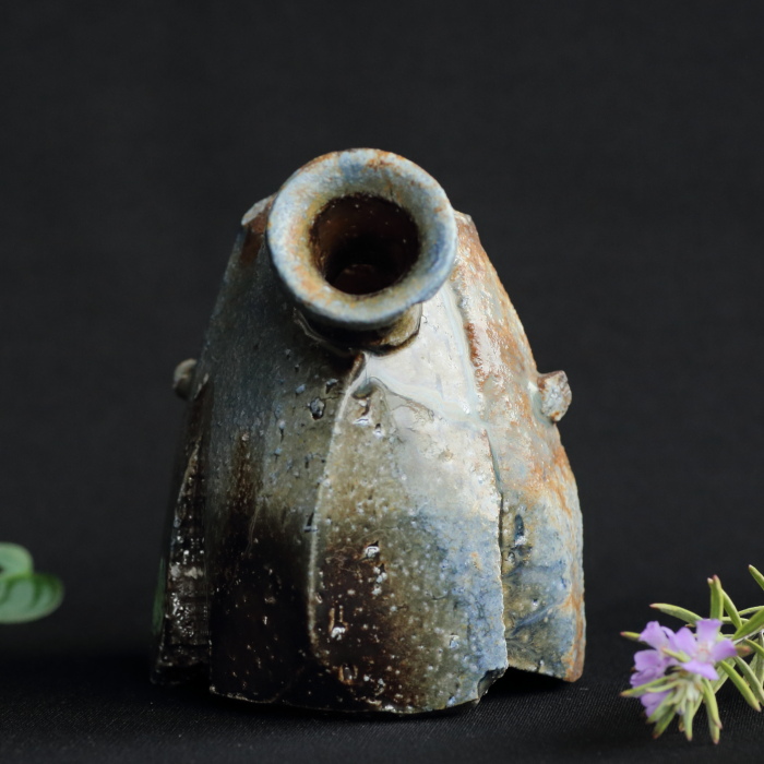 大岩智之 黒片口 満容量230ml 穴窯焼成酒器 作家もの酒注ぎ 共箱 薪窯