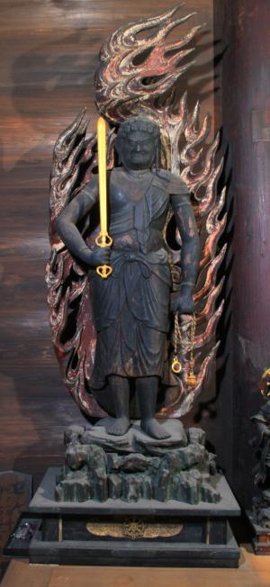 木造不動明王立像（もくぞうふどうみょうおうりゅうぞう） - 福山市