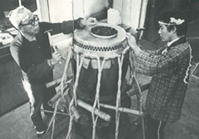 明治時代の和太鼓胴体 太鼓の泉響和館 ｜ 長胴太鼓