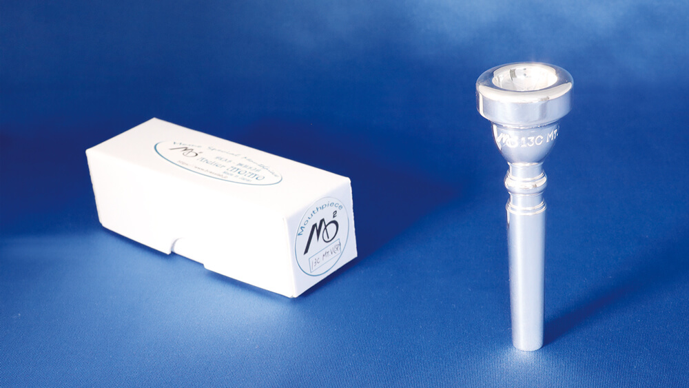 伝説のマウスピースを再現─Brass Lab. MOMO