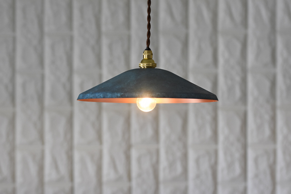 銅のペンダントライト「pendant light_wide」tone | KANAGU | アトムCS
