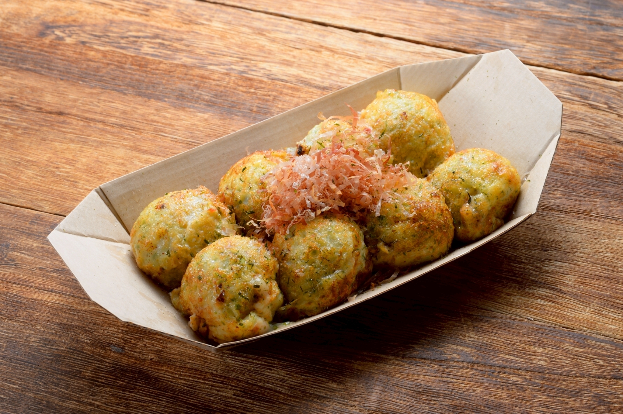 本州初！札幌で行列のできるたこ焼きえび焼き屋「なかよし屋」 羅臼