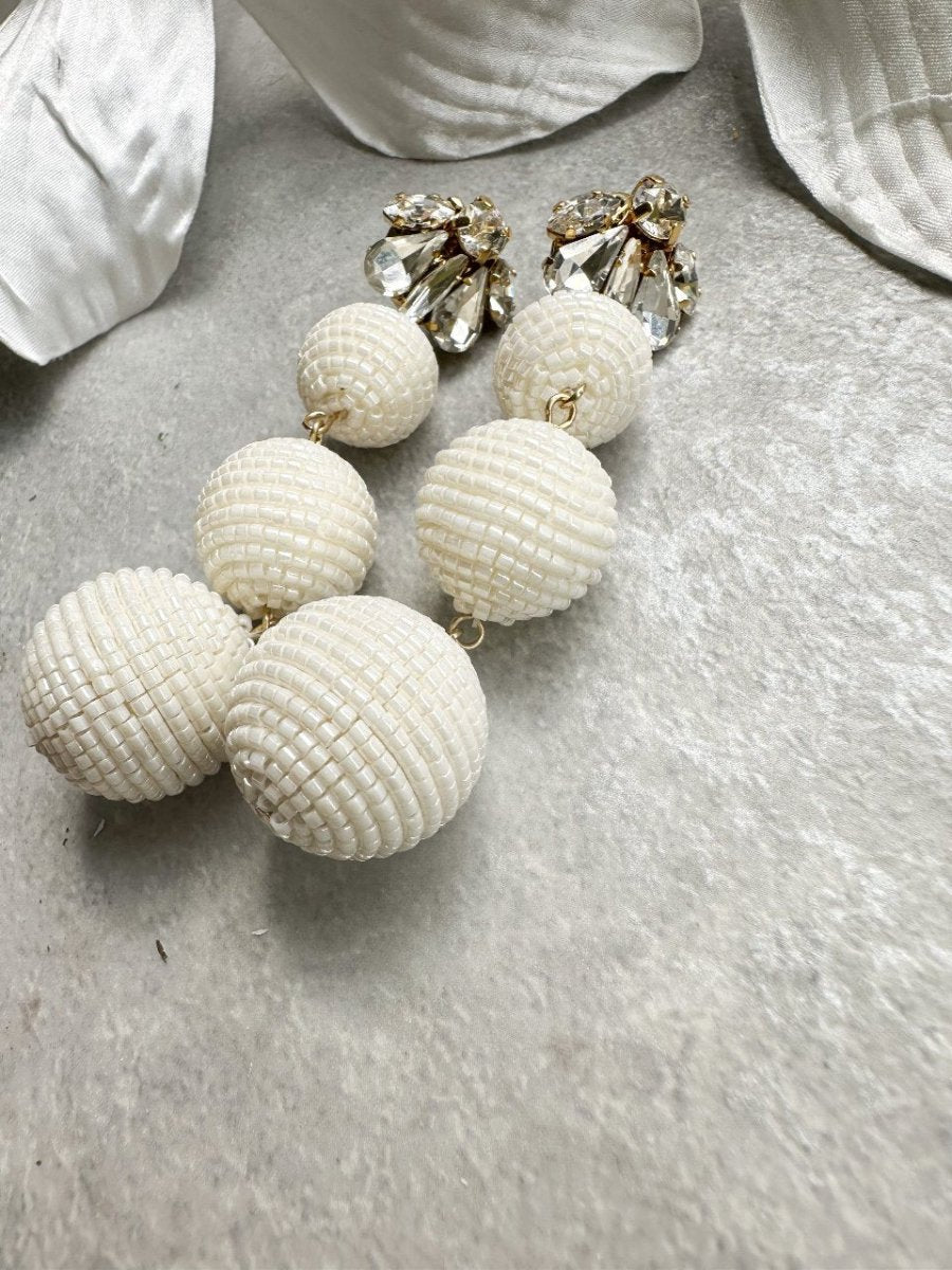 ゼクシィ掲載】ビジューボンボンピアス＆イヤリング – おしゃれ花嫁様