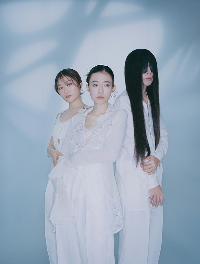 羊文学、クリスマスライブ【まほうがつかえる2025】開催決定 | Daily