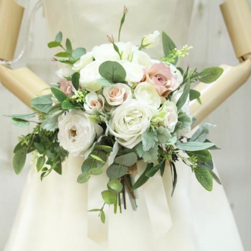 INFINITY / 造花クラッチブーケ34白緑