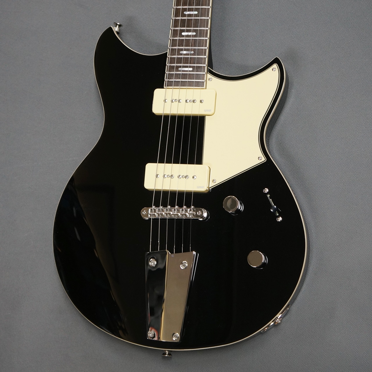 YAMAHA REVSTAR RSS02T - BK - / 楽器屋BOW オンラインストア