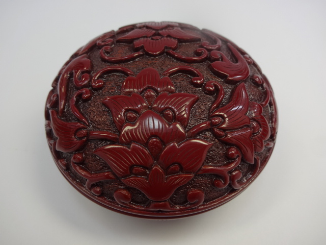 茶道具 工芸品 漆器 村上木彫堆朱 香合 上彫 堆朱宝相華紋香合 高橋