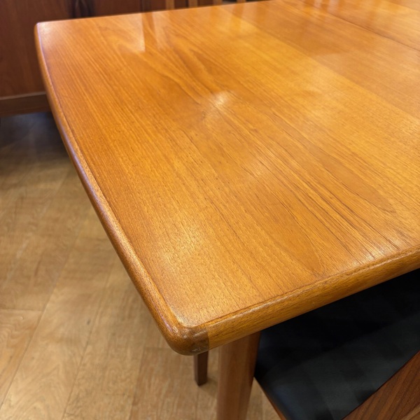 イギリスミッドセンチュリーの伸長式テーブル - DOUBLEDAY ダブルデイ