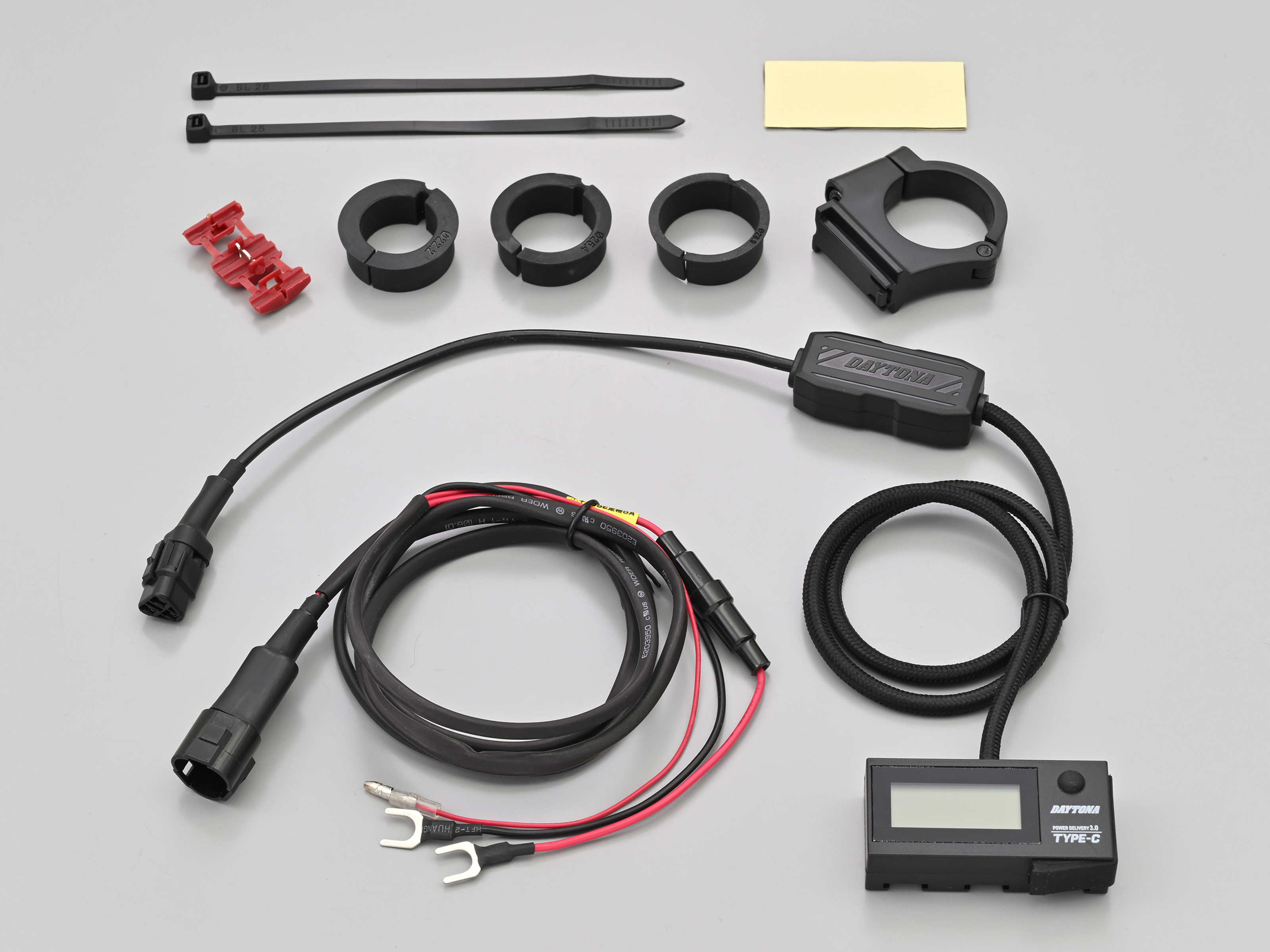 デジタル電圧計＆USB電源「e+CHARGER」 Type-C｜株式会社デイトナ