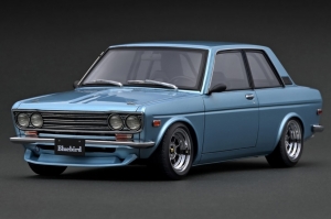 予約 イグニッションモデル1/18 ダットサン ブルーバード 510 (ライト