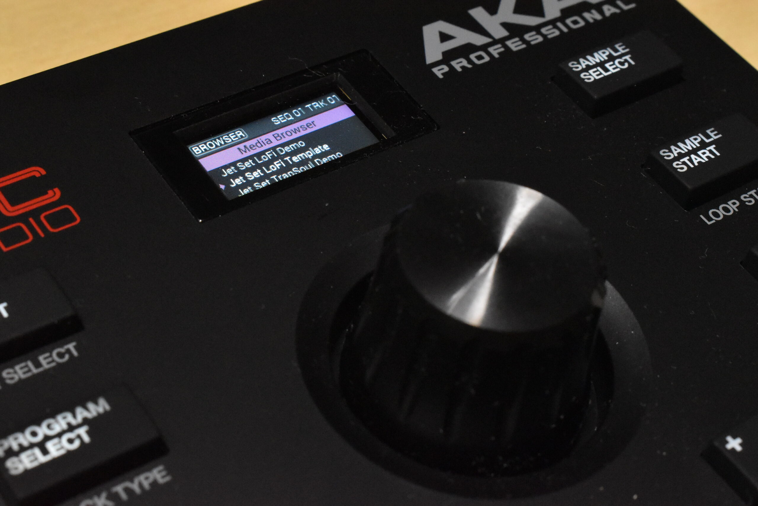 AKAIがMPC Studio 2をリリース。抜群の操作性を持つMPCシステムに100種