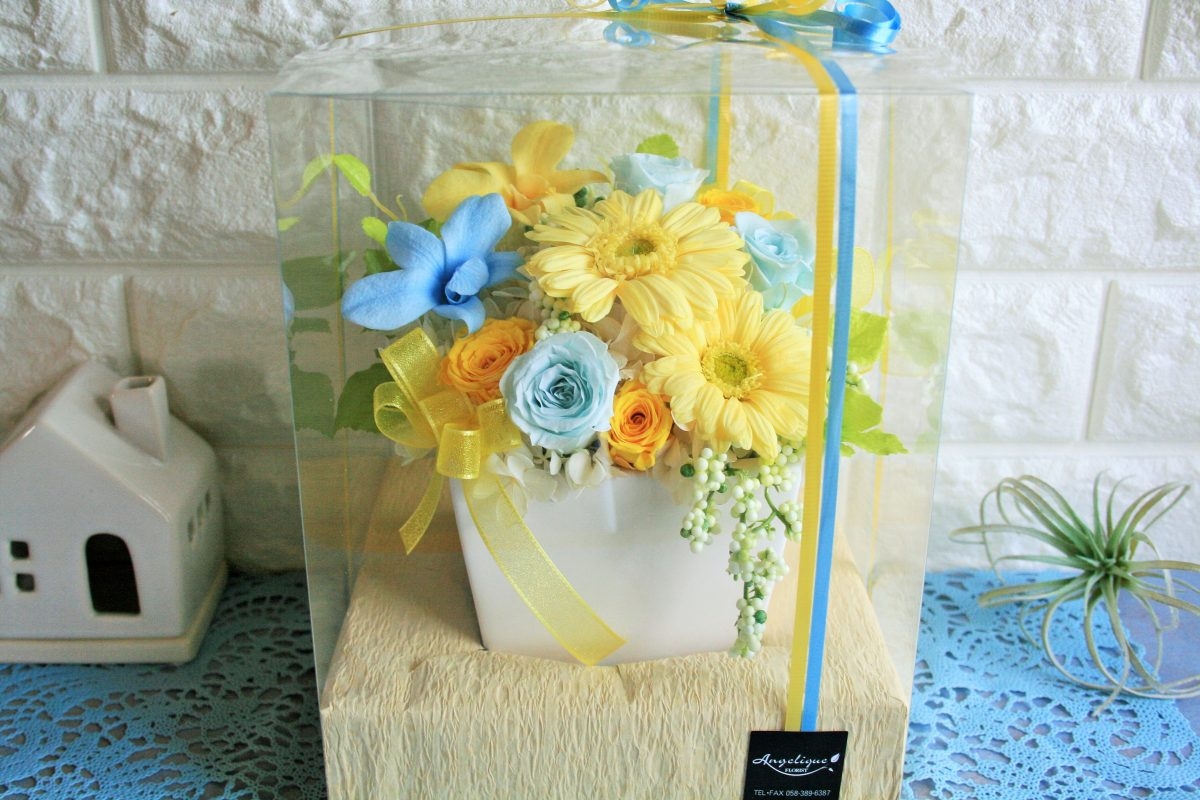 プリザーブドフラワー イエロー＆ライトブルー | 花・フラワーギフト