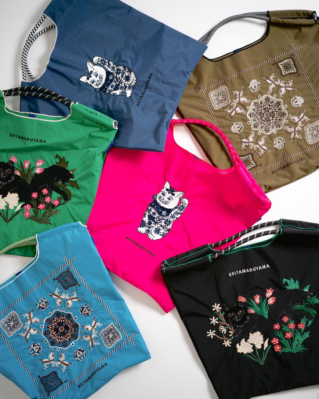 ケイタマルヤマ「縁起物市」551蓬莱の“豚まん型巾着”＆招き猫のラグ