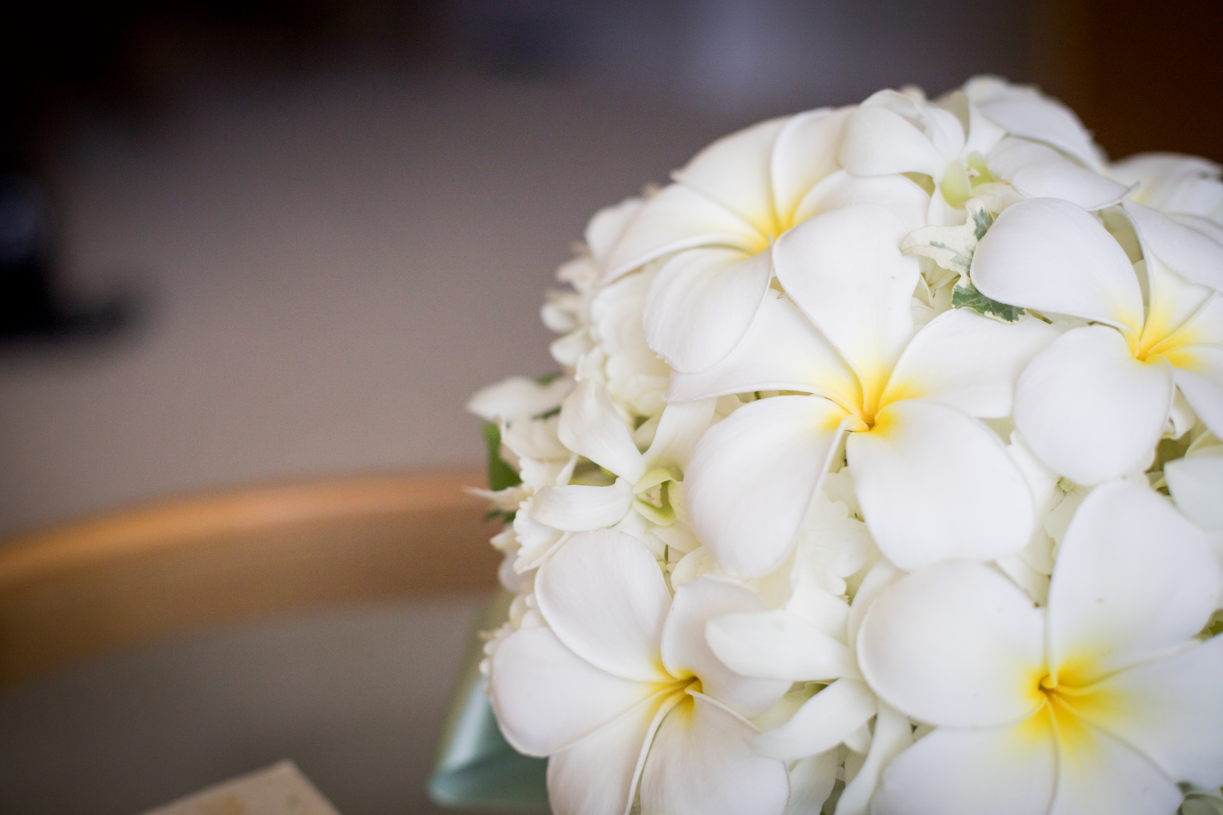 プルメリアブーケ *+。 | リゾートウェディング・結婚式 ブログ