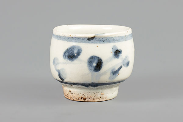 初期伊万里染付盃 - 京都・鴨東古美術會