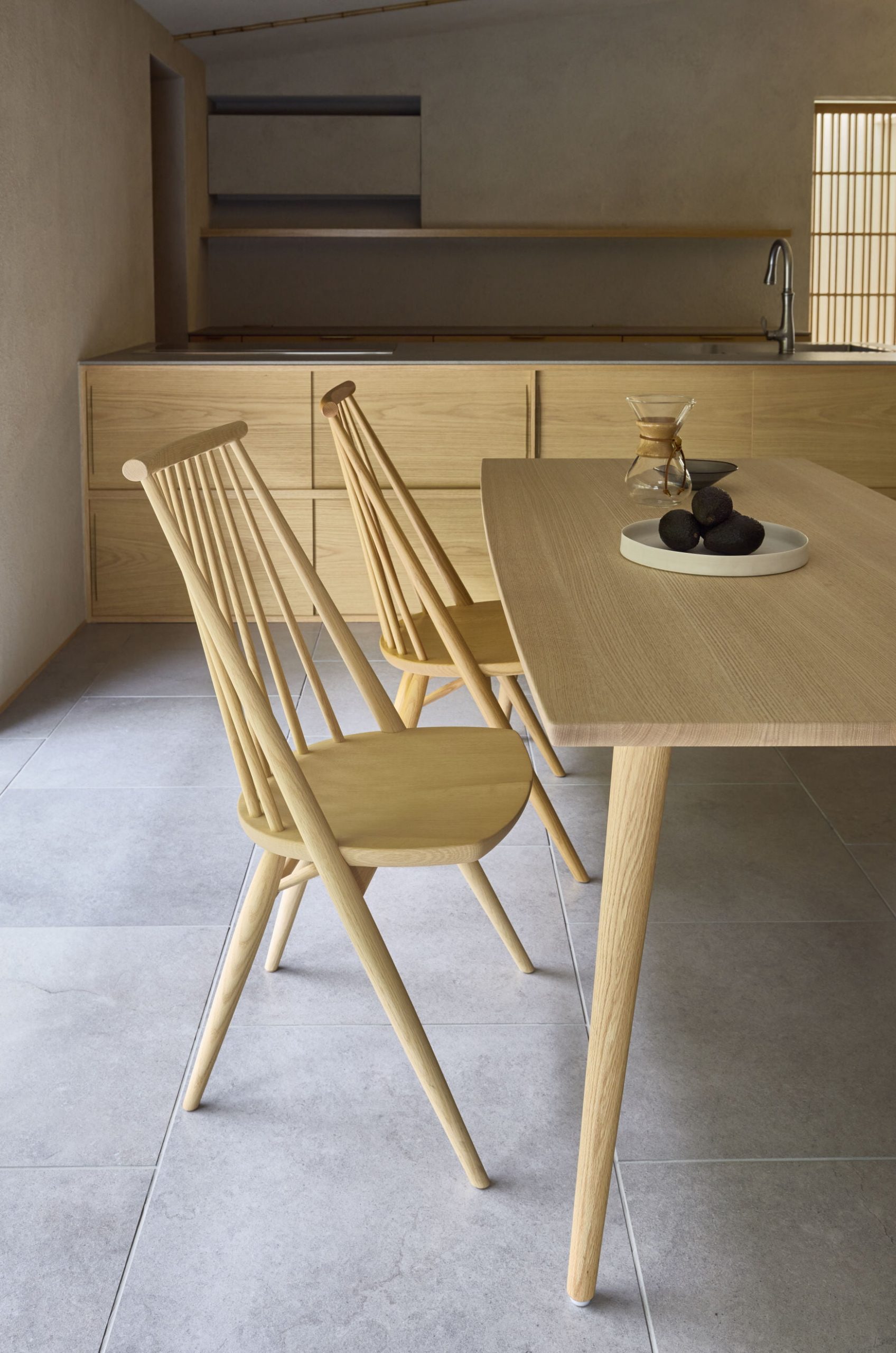 ダイニングテーブル - 国産無垢家具は飛騨高山発の家具メーカー KASHIWA