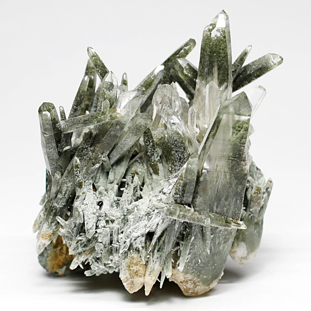 高品質]ガネッシュヒマール産ヒマラヤ水晶クラスター（角閃石入り原石