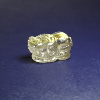 ゴールドルチルクォーツ彫刻（貔貅/ヒキュウ） - 埼玉県吉川市の天然石