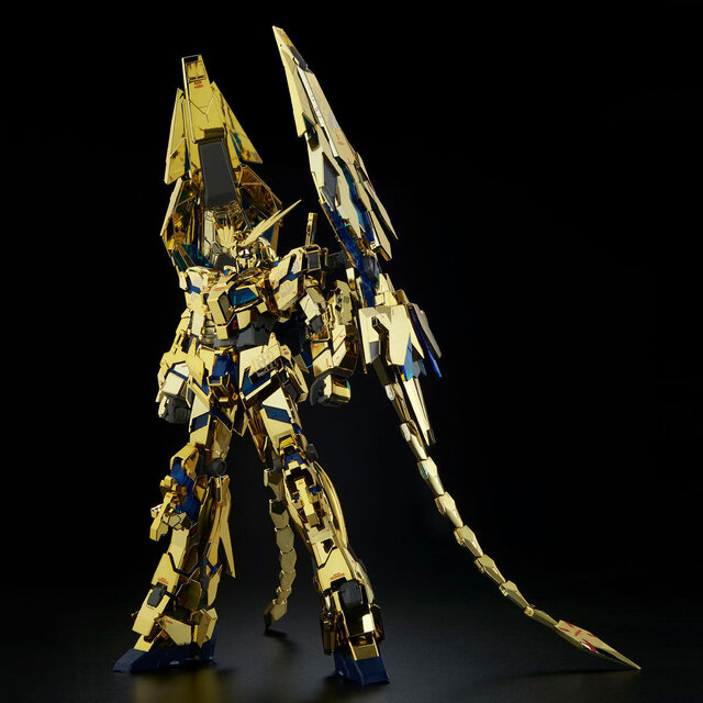 ガンプラ「MG ユニコーンガンダム3号機 フェネクス （ナラティブVer