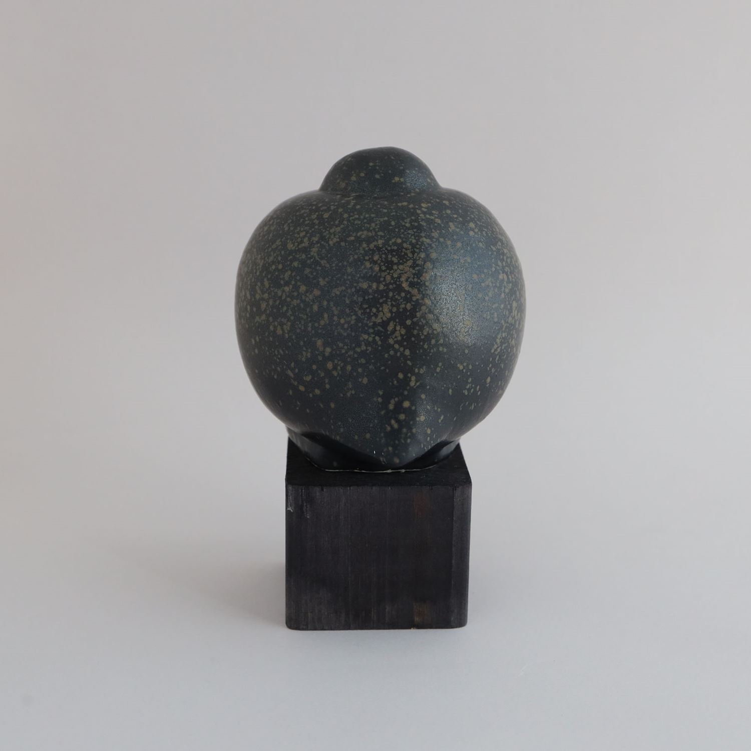 定番品】Lisa Larson Fenix Gottfrid Black｜入荷待ち商品｜IDEE SHOP