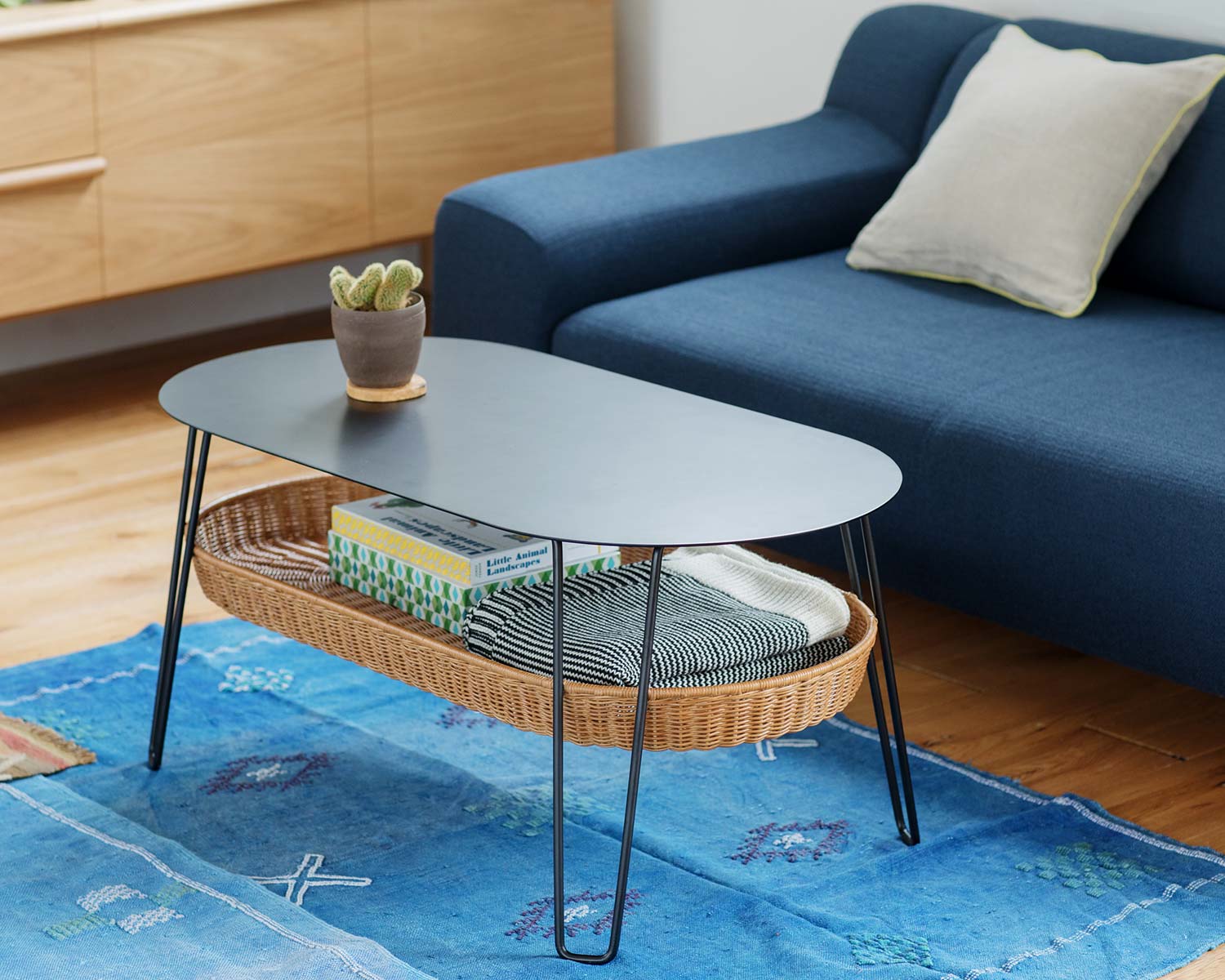 人気のラタンファニチャーシリーズより「WALLABY LOW TABLE」が登場