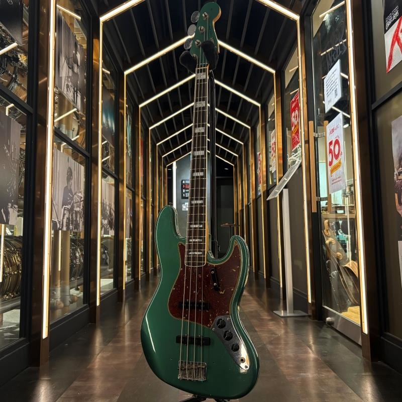 Fender Custom Shop Limited Edition 1966 Jazz Bass Journeyman Relic