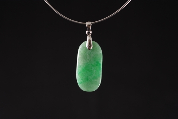 糸魚川翡翠ペンダントトップ販売 名取貴石 天然石・国産原石の専門店