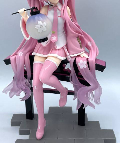 レビュー】『桜ミク』AMP＋ フィギュア～桜提灯ver.～ | ゲーム