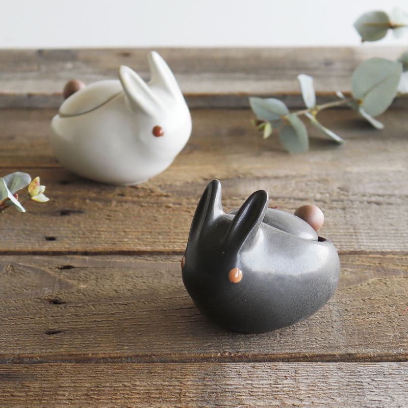 アイ・クラフト】 うさぎポット シュガーポット スプーン付/小物入れ