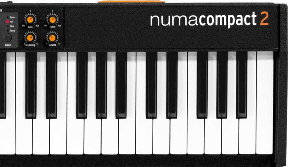 Studiologic NUMA-COMPACT2 88 key semi-weighted compact controller