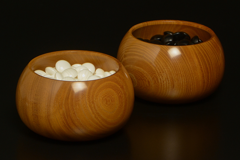 ケヤキ碁笥 極上（40号） | 前川榧碁盤店