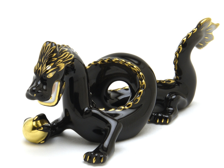 ヘレンド(Herend) 龍 置物 黒のドラゴン(C-N-15070)金彩【現物写真