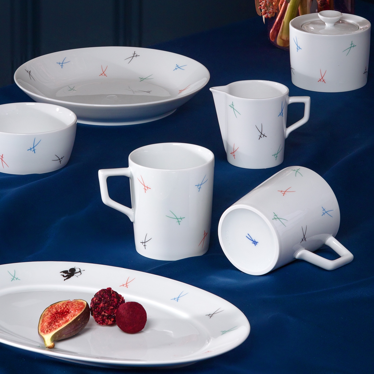 ドイツの名窯マイセン 日本公式サイト|剣マーク カラフル