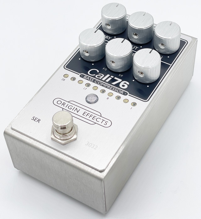 Cali76 Bass Compressor: エフェクター｜三木楽器公式通販サイト