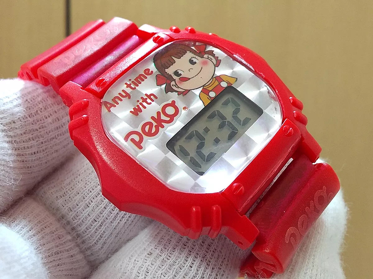 不二家 ペコちゃんの腕時計 食玩グッズ | しばさんのカメラ・腕時計の