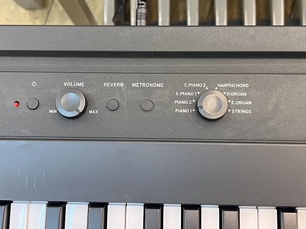 KORGのポータブルタイプ中古電子ピアノ「L1 Liano」の紹介