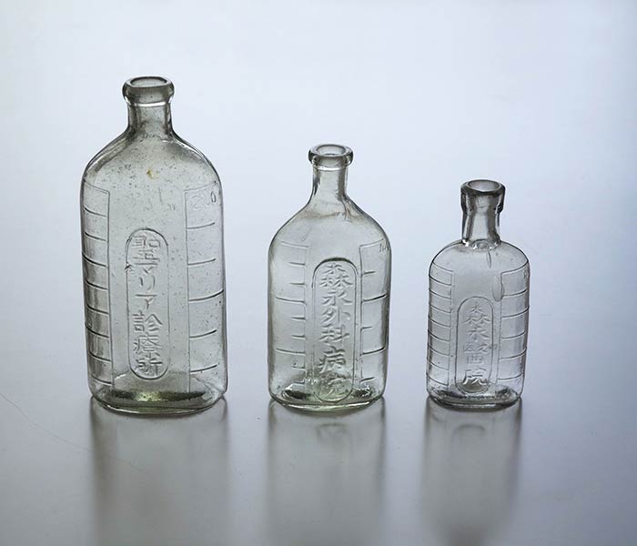 古い薬瓶/薬ビン/びん