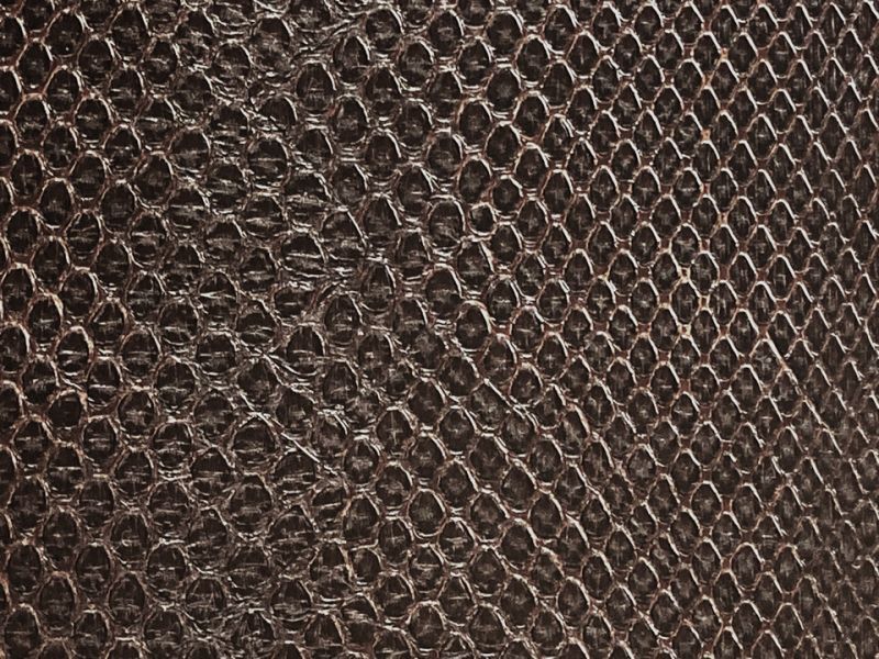 ヘビ革 合皮レザー生地【ベーシックスネーク こげ茶】