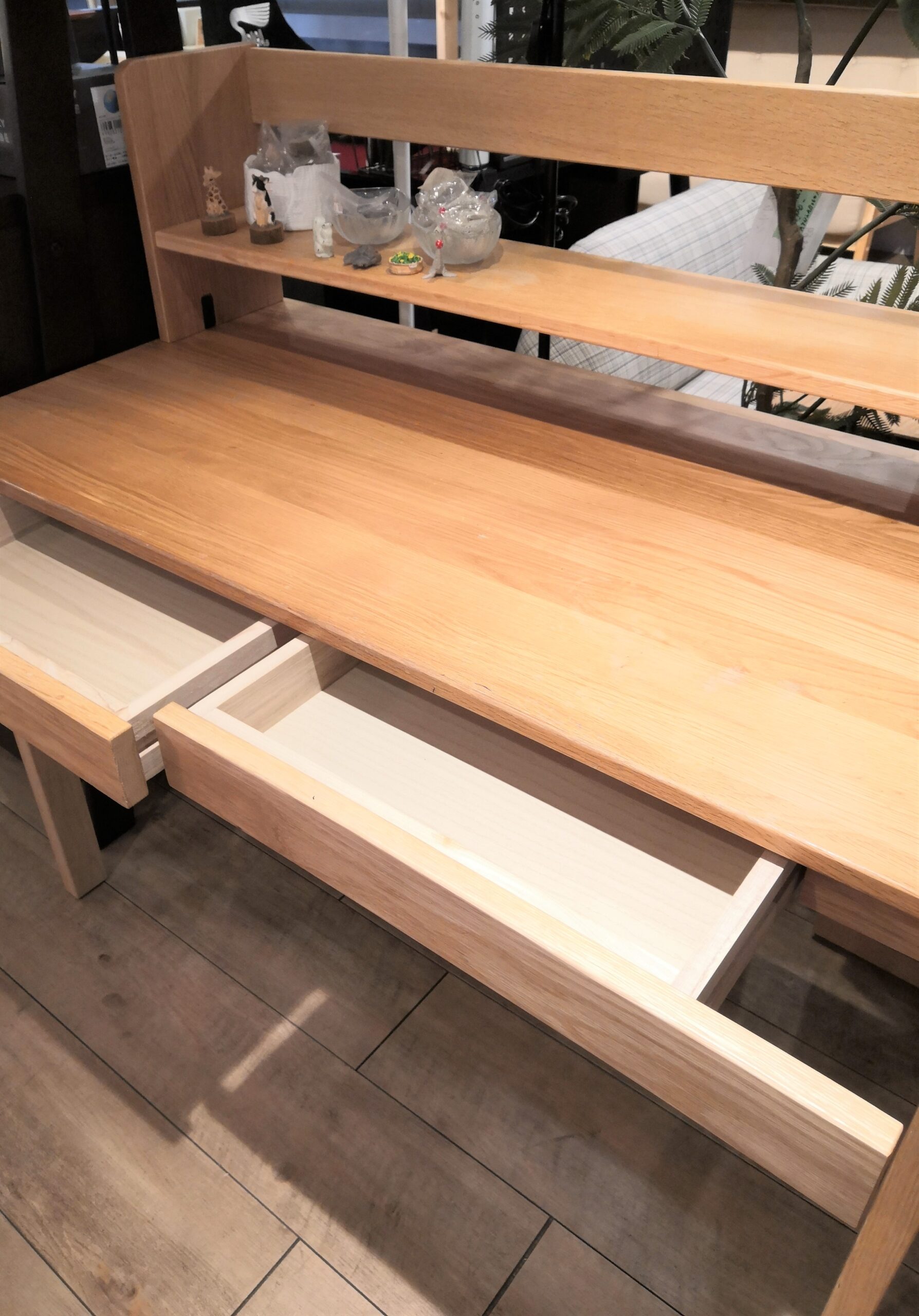 無印良品 MUJI オーク材 無垢材 勉強机 上棚付き デスク 入荷しました