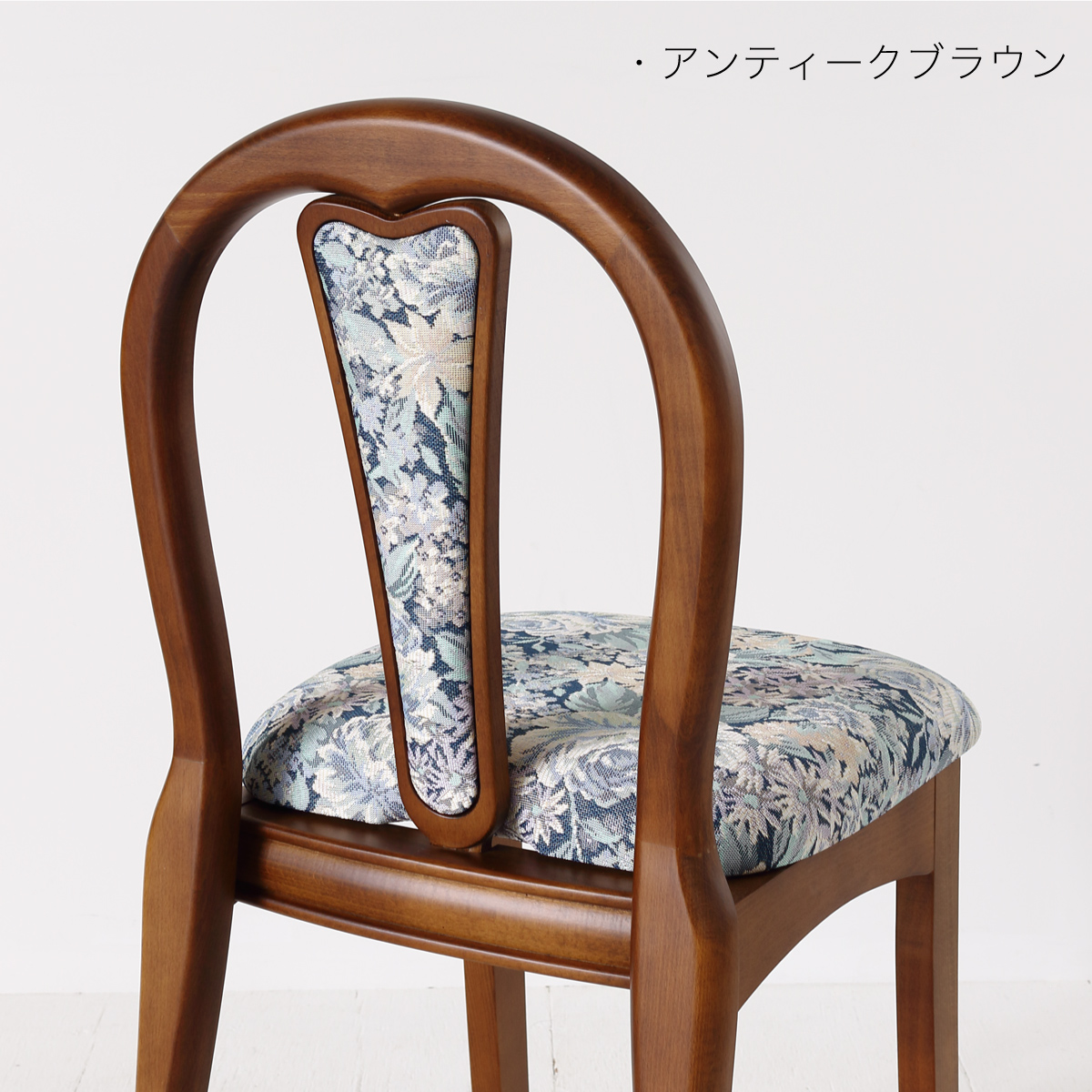 ドレッサーの椅子買い替え交換用 鏡台はそのままチェアーのみ買い替えに。